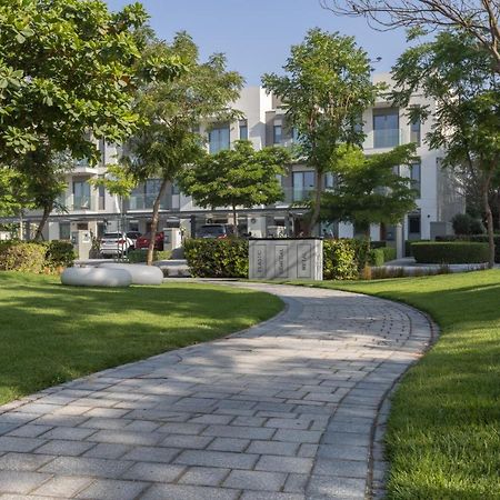 Stay By Latinem Luxury 2Br Holiday Home Cv B1309 Near Burj Khalifa دبي المظهر الخارجي الصورة