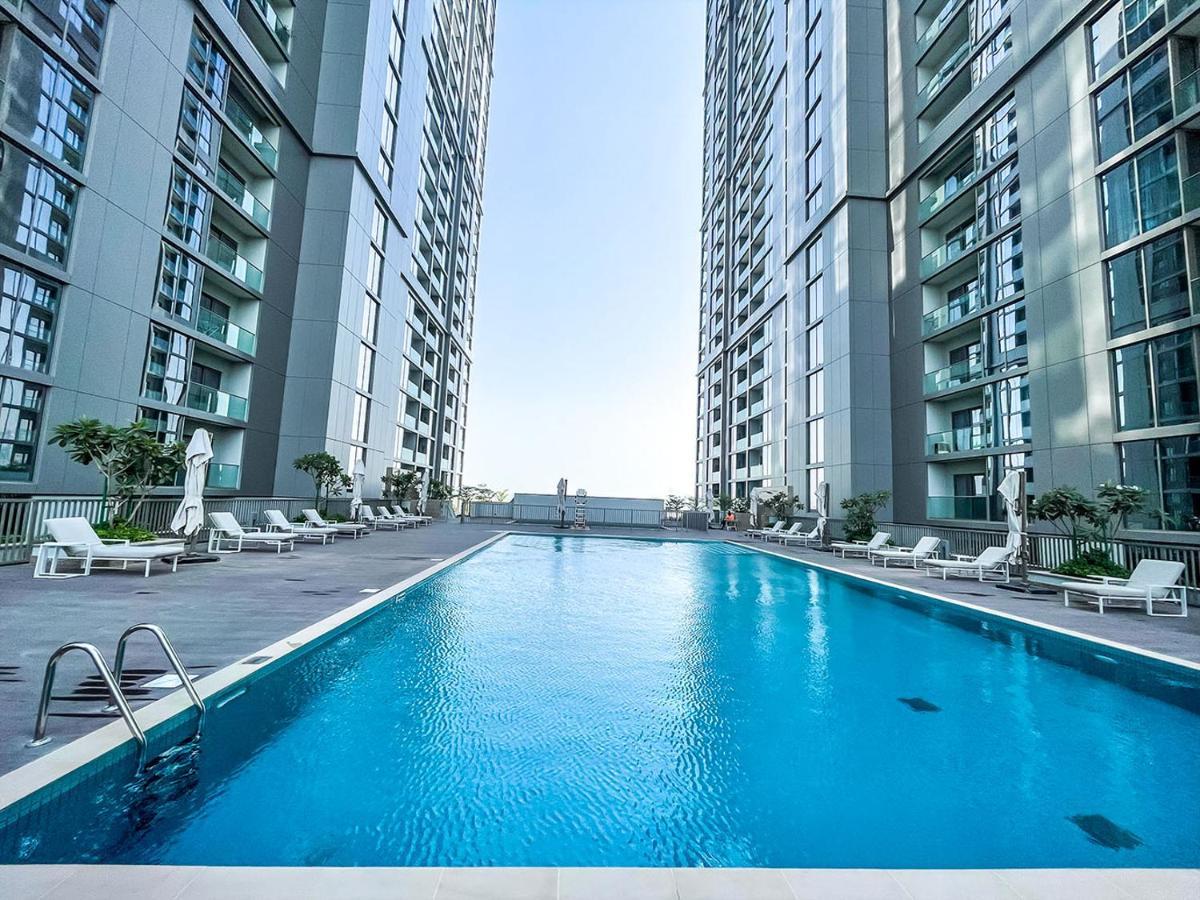 Stay By Latinem Luxury 2Br Holiday Home Cv B1309 Near Burj Khalifa دبي المظهر الخارجي الصورة